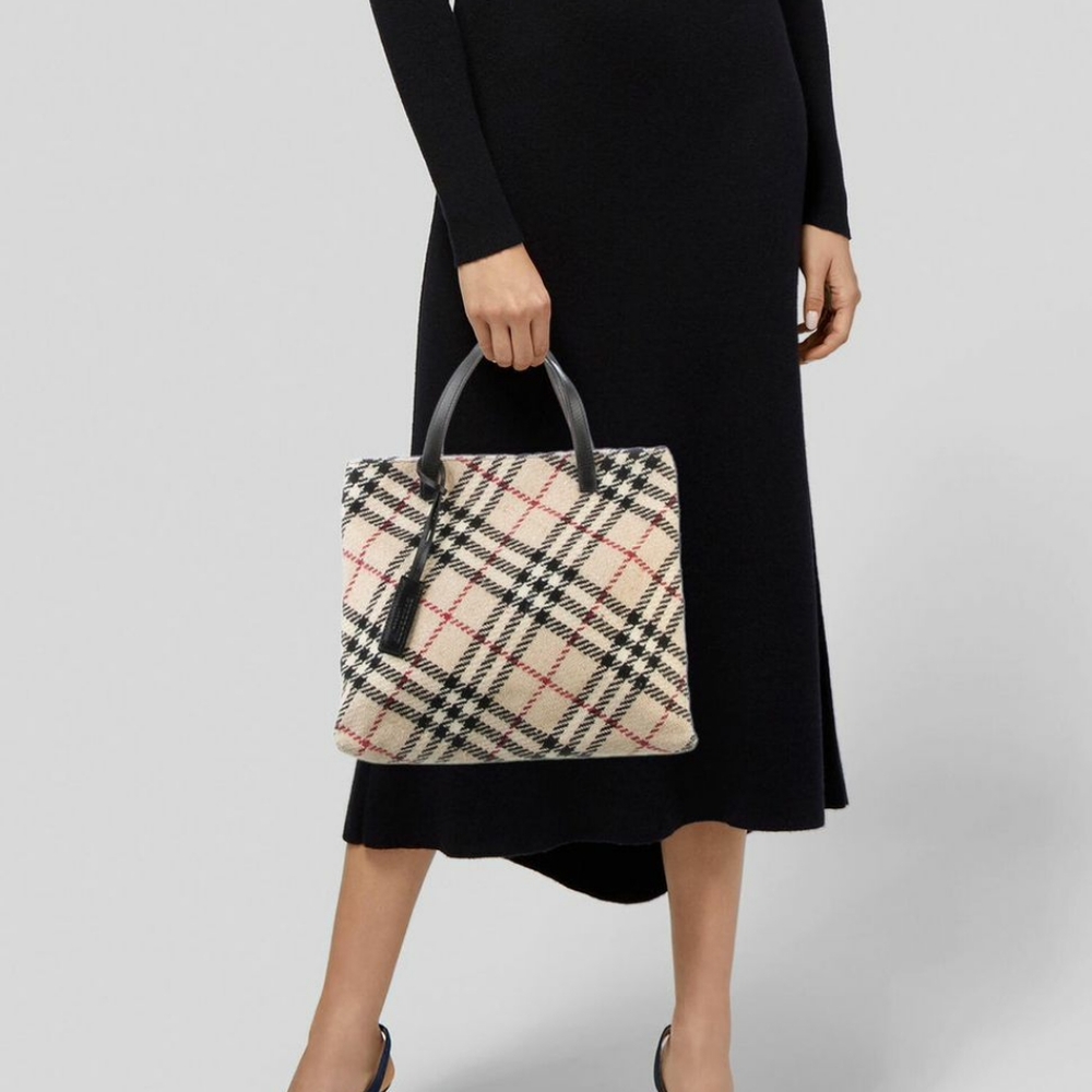 Burberry Nova Check Wool Tote Bag - Picture 5 of 10